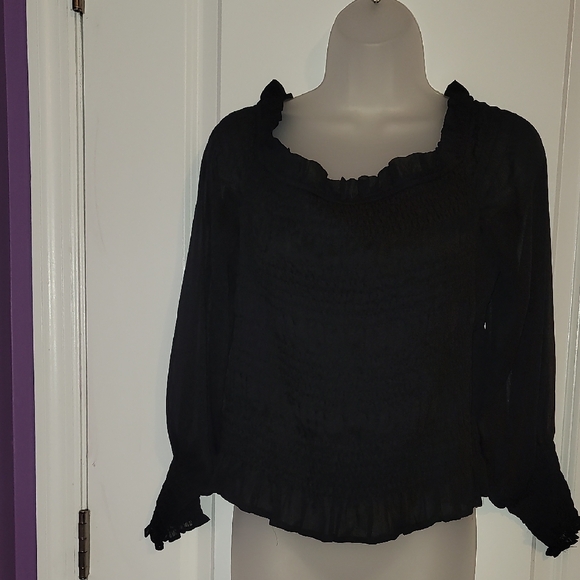 Express Black Ruffled Women's Blouse Sz: L - Picture 2 of 6